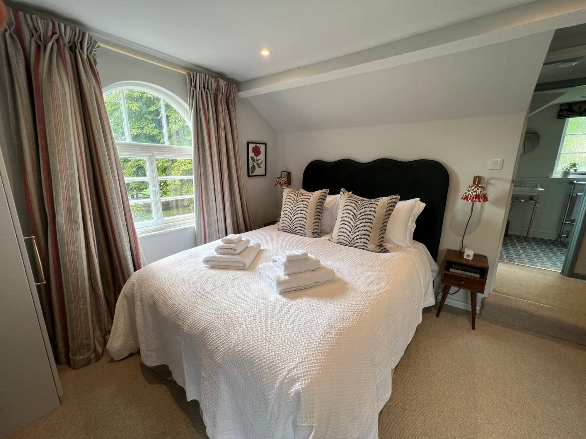 Luxury Cottage With Garden Bredon Exterior photo